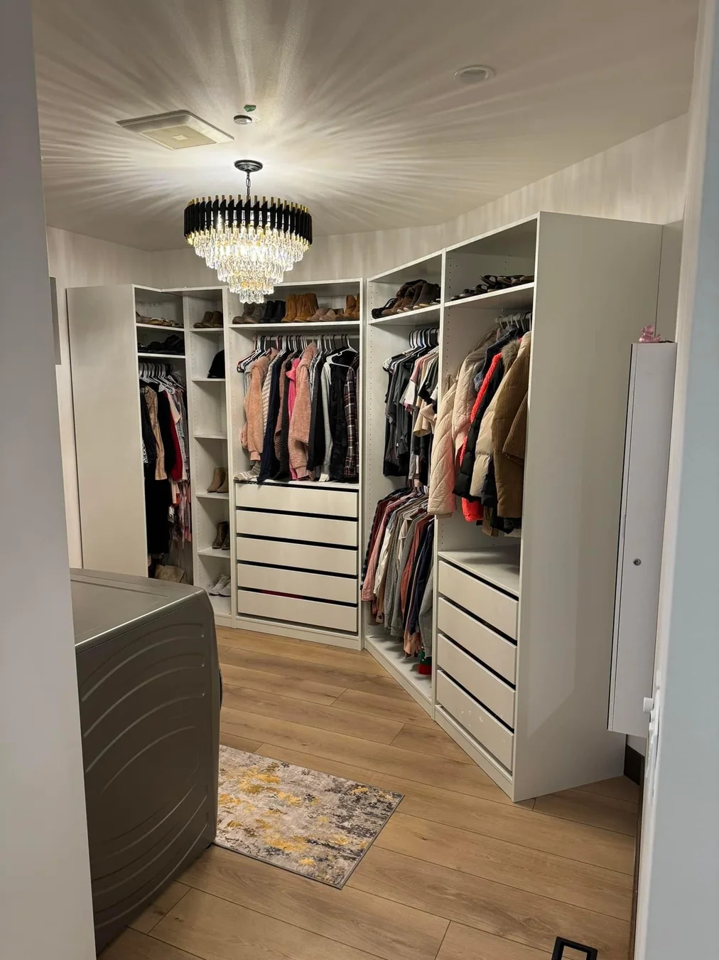 Premium Custom Walk In Closet Laundry Chandelier